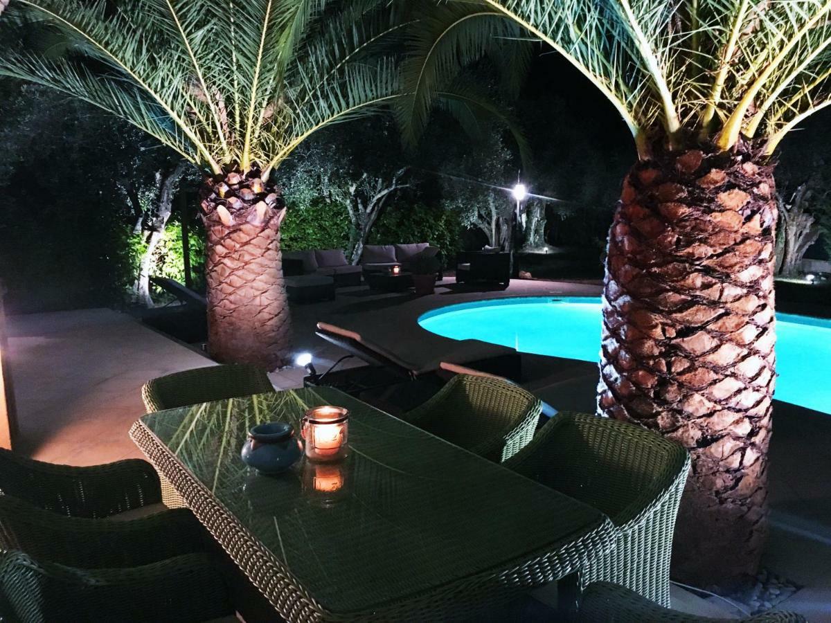Le Champmazet Bed & Breakfast La Roquette-sur-Siagne Exterior photo