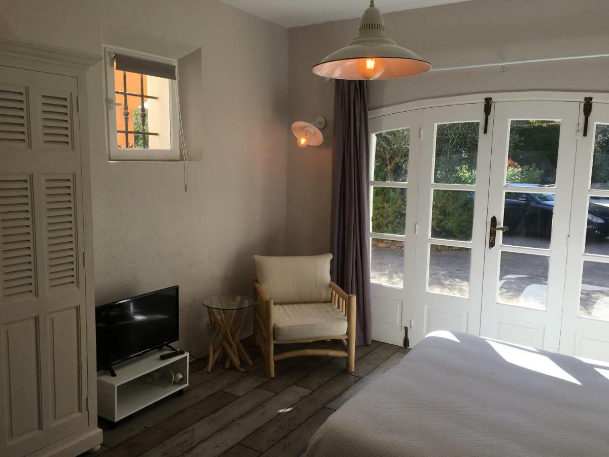 Le Champmazet Bed & Breakfast La Roquette-sur-Siagne Exterior photo